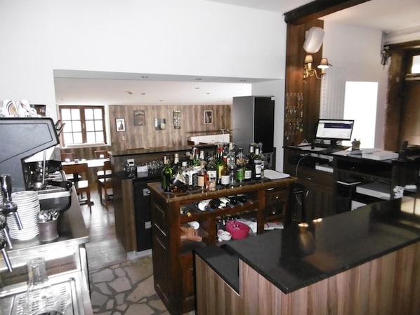 Relais Des Vieilles Postes accepte les chiens à Les Avenieres-Veyrins-Thuellin