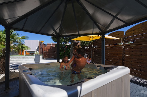 Hostellerie du Centrotel et Spa accepte les chiens à Montmarault