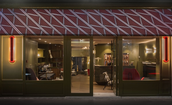 Hotel Louvre Piemont accepte les chiens à Paris