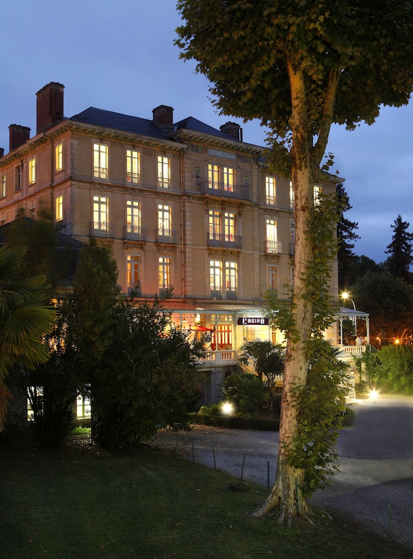Hôtel du Parc accepte les chiens à Salies-de-Bearn