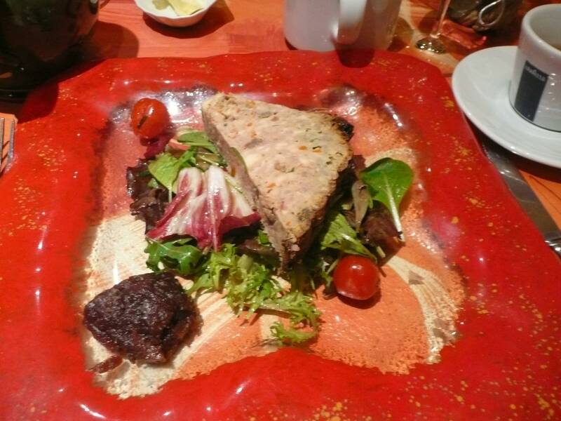 Le Vertumne accepte les chiens à Annecy