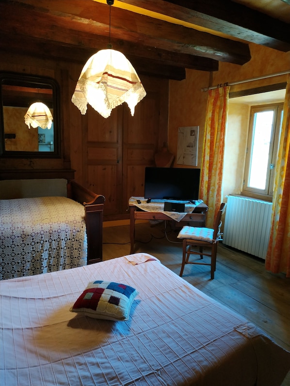 Auberge Paysanne accepte les chiens à Val-d'Arcomie