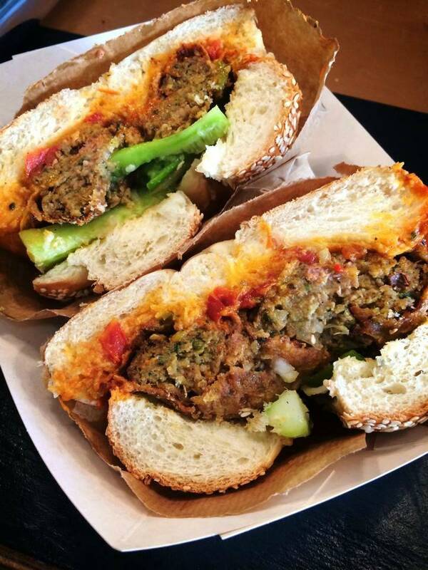 Mimi Traiteur accepte les chiens à Paris