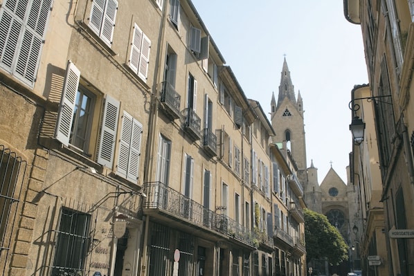 Hôtel Cardinal accepte les chiens à Aix-en-Provence