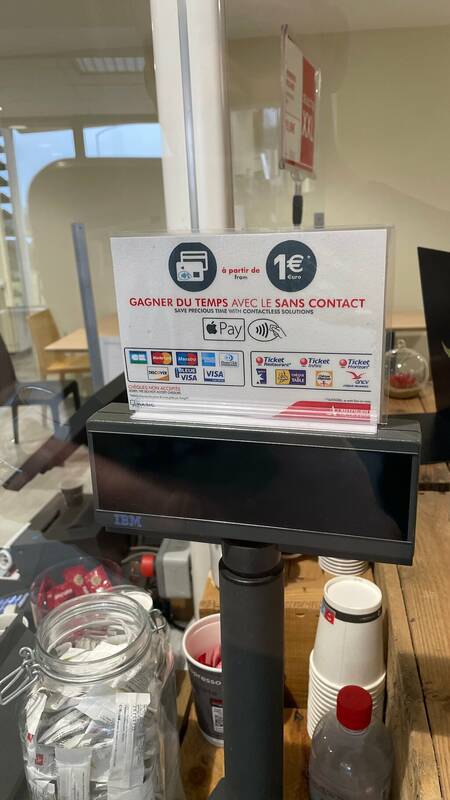 AUTOGRILL Aire de Langres - Noidant - A31 accepte les chiens à Montherme