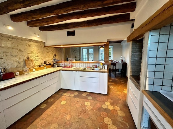 Le Domaine de Jade accepte les chiens à Chatillon-la-Borde