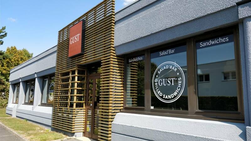 FOOD Gust accepte les chiens à Reims