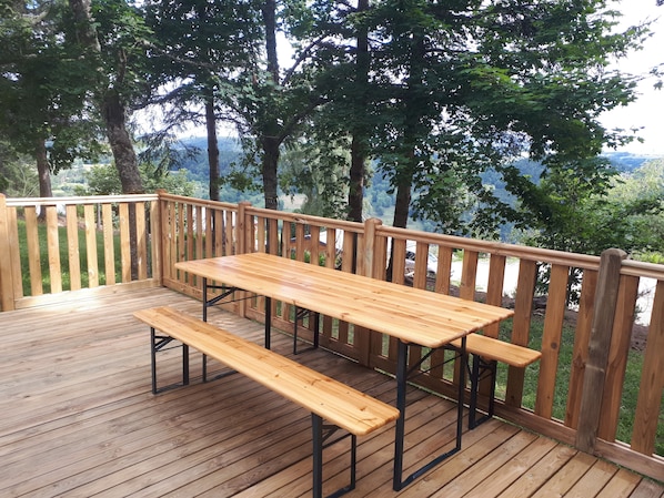 Espace Nature de Sabatoux accepte les chiens à Montusclat