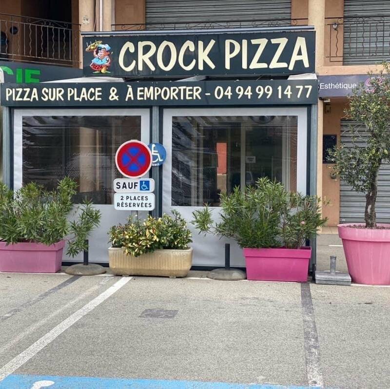 Crock pizza accepte les chiens à Callian