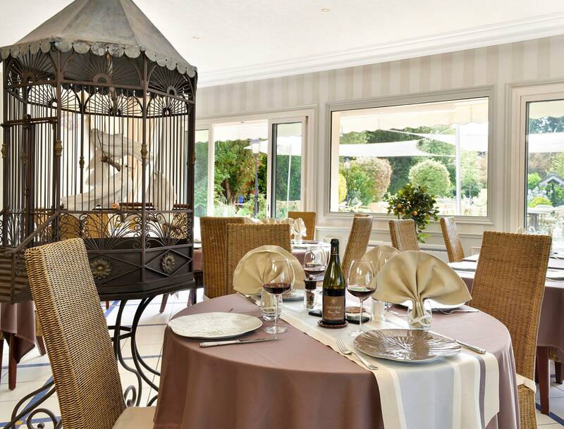 Auberge du Centre accepte les chiens à Chitenay