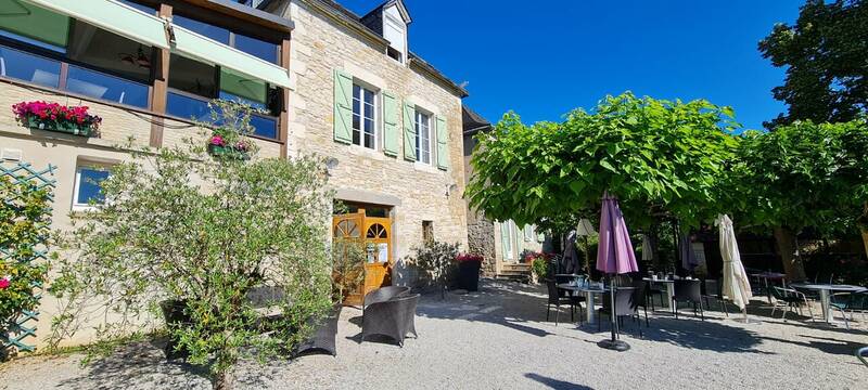 auberge des 7 tours accepte les chiens à Martel