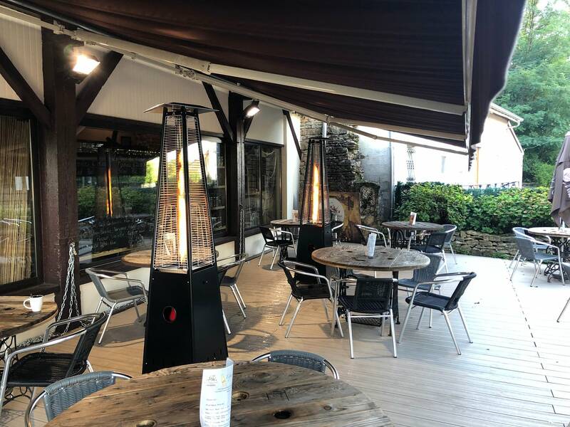 Trésors en Epices accepte les chiens à La Balme-les-Grottes