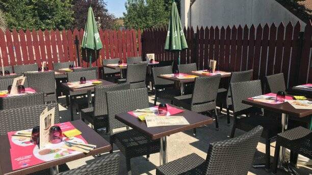 L'Entr'Amis accepte les chiens à Marly-le-Roi