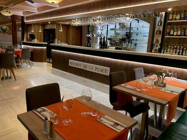 Bistrot de la Place accepte les chiens à Chinon