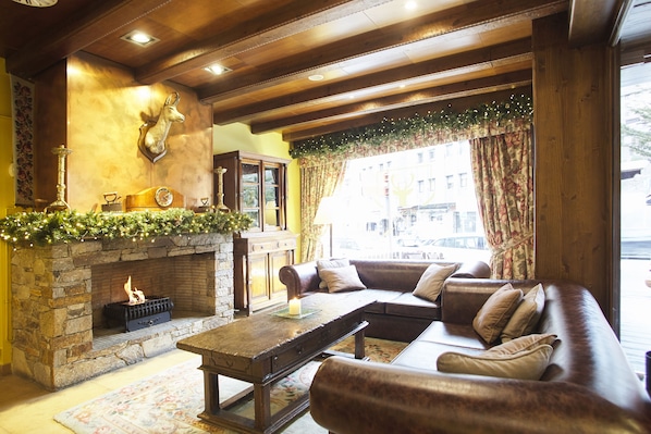 Ski Plaza Hotel & Wellness accepte les chiens à Canillo