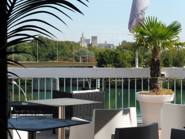 O'cub Hotel accepte les chiens à Villeneuve-les-Avignon