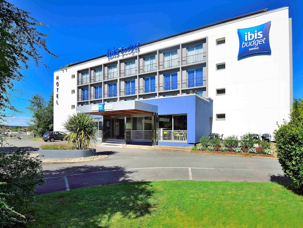ibis budget Pau Lescar accepte les chiens à Lescar