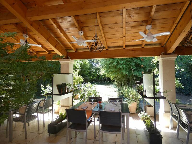 Les Aubades accepte les chiens à Beauvoisin