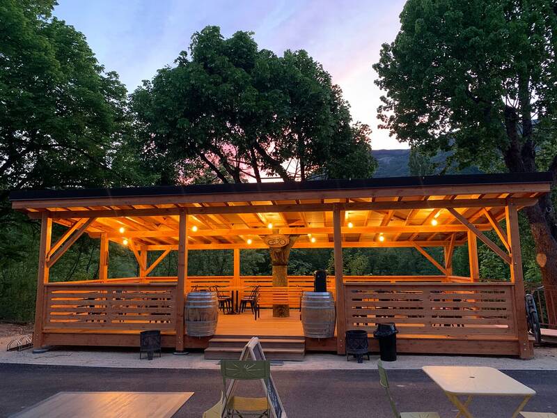 Le Bistrot Badin En Quint accepte les chiens à Saint-Julien-en-Quint