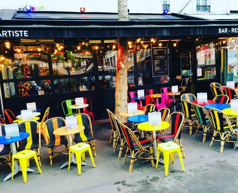 L'Artiste accepte les chiens à Paris