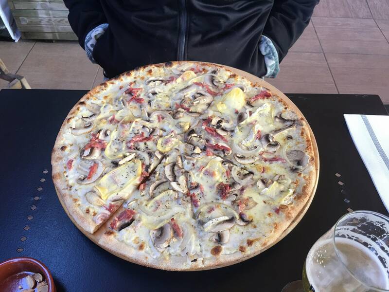 Les Copains d'abord accepte les chiens à Alenya