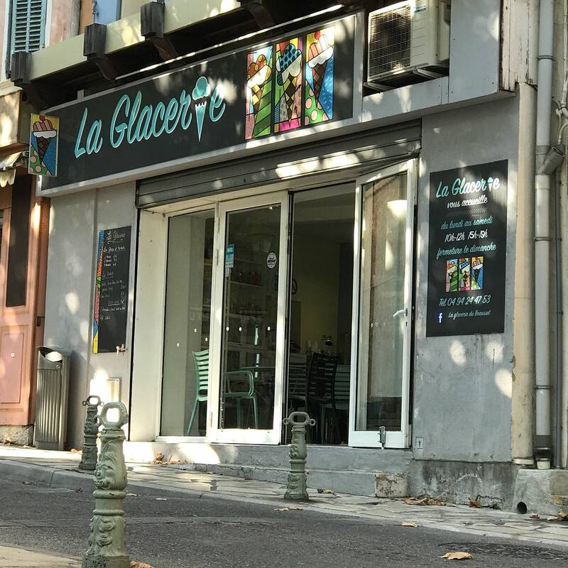 La Glacerie du Beausset accepte les chiens à Le Beausset