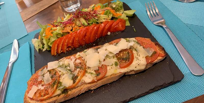 Le Sans Vin accepte les chiens à Pezenas