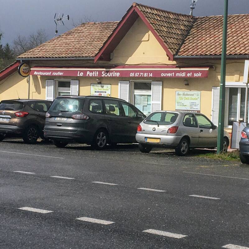 Le Petit Sourire accepte les chiens à Marcheprime