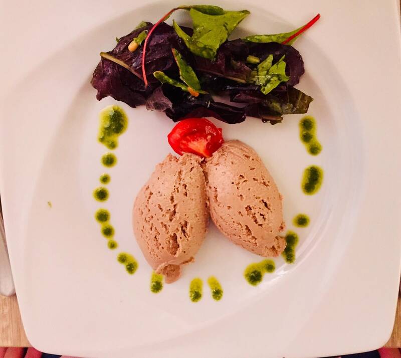 LA CAVERNE accepte les chiens à Gréoux les Bains