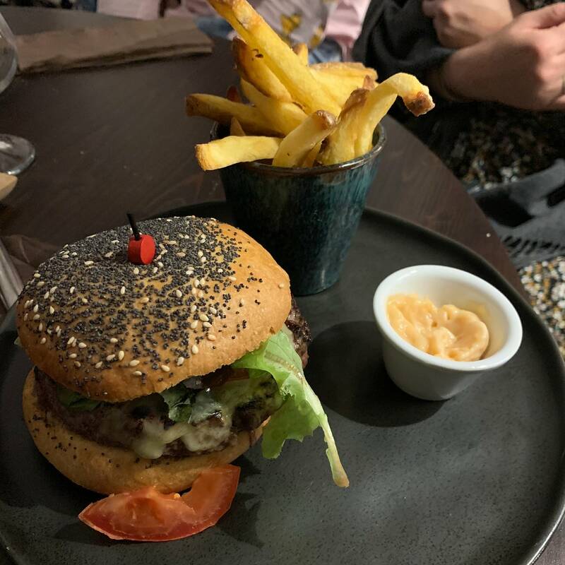 L’Alchimie accepte les chiens à Orléans