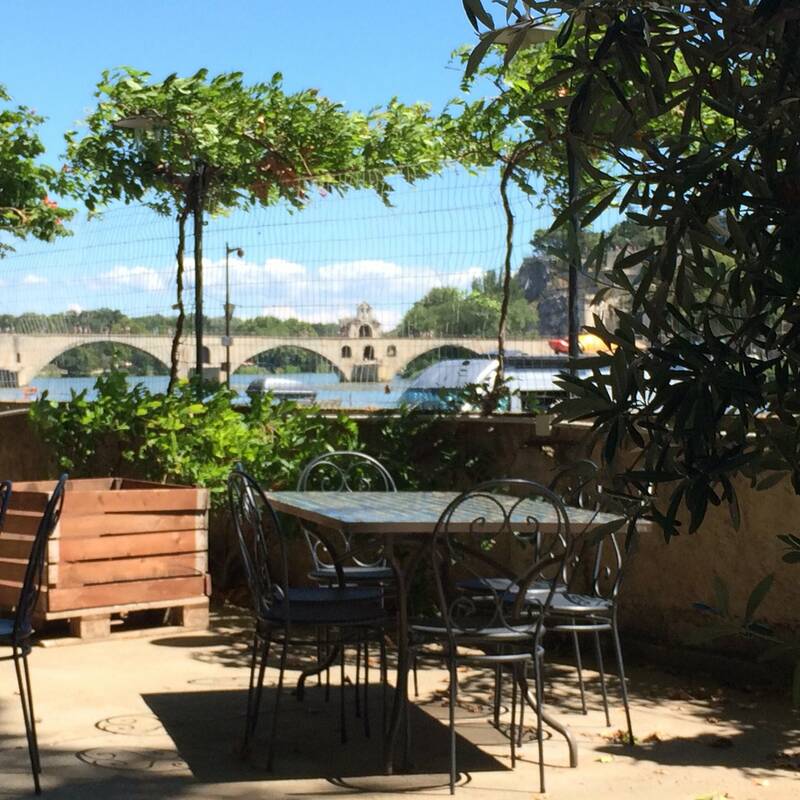 Le Pavillon Bleu accepte les chiens à Avignon