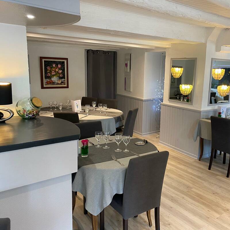 LE TOUR DU LAC accepte les chiens à Grande-Rivière