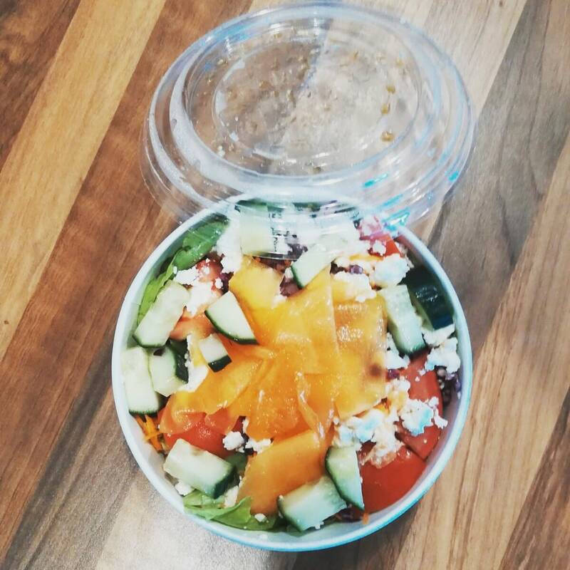 Les racines accepte les chiens à Bagnols-sur-Cèze