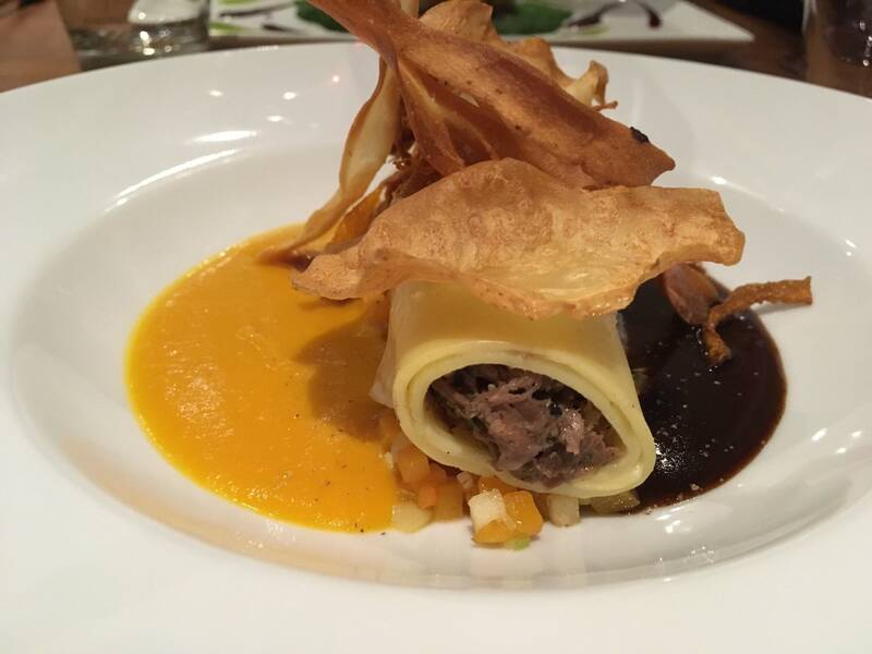 Le Mazet sous les platanes accepte les chiens à Aimargues