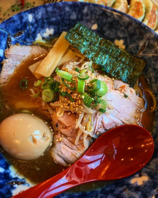 OKAWALI CROIX-ROUSSE accepte les chiens à Lyon