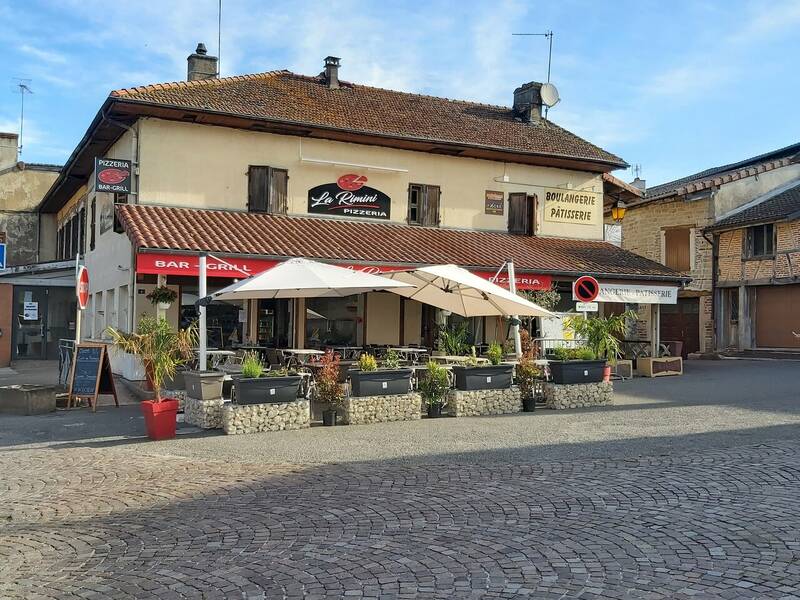 Rimini accepte les chiens à Romenay