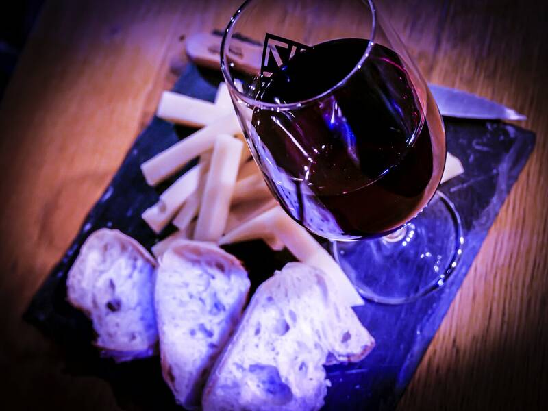 La Tour des Villains accepte les chiens à Montsaugeon