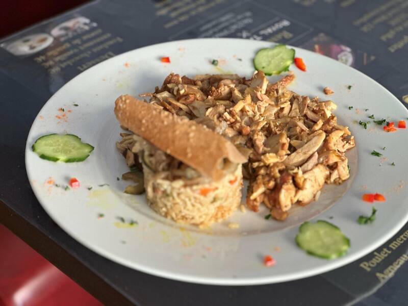 Royal Kebab accepte les chiens à Condom