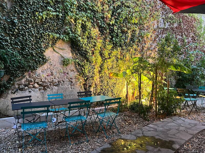 Bar à pain accepte les chiens à Lasalle