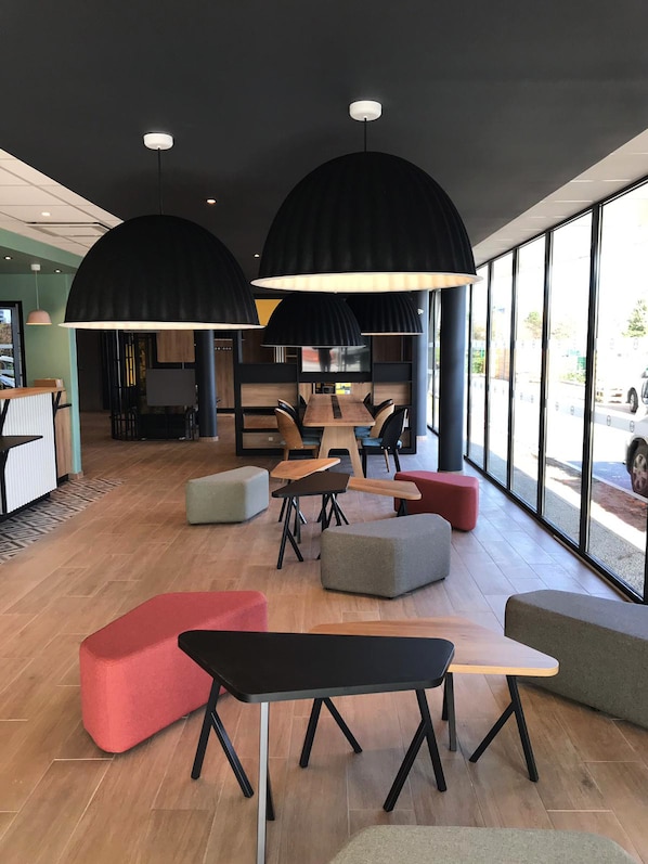 B&B Hotel Compiègne accepte les chiens à Compiègne