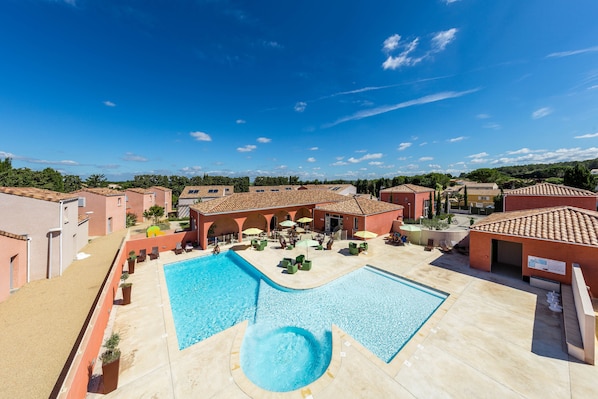 Terres de France - Le Domaine de Bacchus accepte les chiens à Entre-Vignes