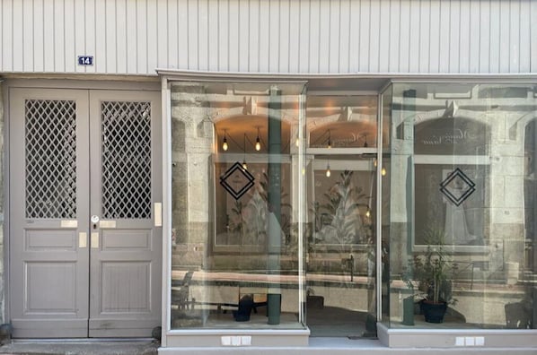 JK Suites - Appart-Hôtel - Spa Privatif accepte les chiens à Limoges