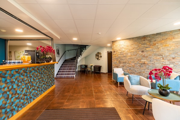 Brit Hotel Confort La Tour Blanche accepte les chiens à Saint-Yrieix-la-Perche