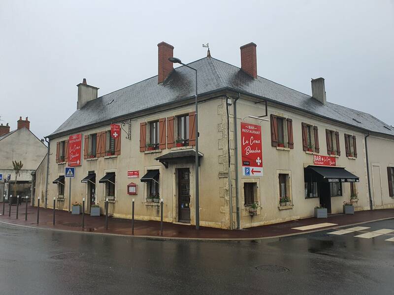 La Croix Blanche accepte les chiens à Levet