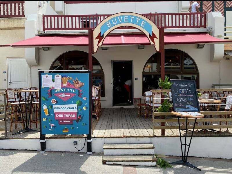 La Buvette Hossegor accepte les chiens à Soorts-Hossegor