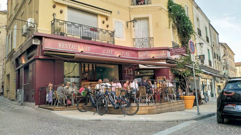 Le Grand Minuscule accepte les chiens à Lodève