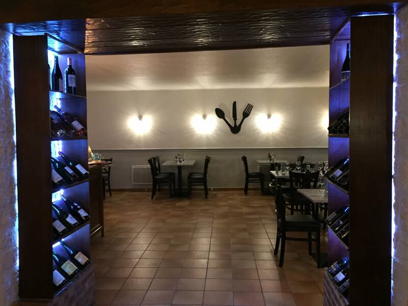 Lucien david accepte les chiens à Châtillon-sur-Marne