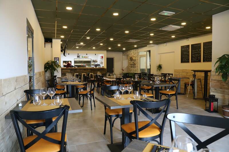 La BASE Moto accepte les chiens à Gémenos