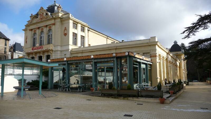 Restaurant le Colonial accepte les chiens à Châtel-Guyon