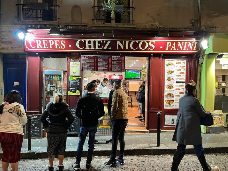 Chez Nicos accepte les chiens à Paris